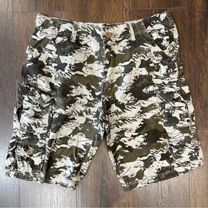 Men’s‎ AOWOFS camo cargo shorts SZ XL